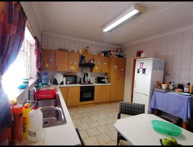 3 BEDROOM FREESTANDING FOR SALE IN STILFONTEIN EXT 4